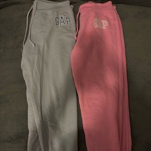 Gap sweatpants bundle